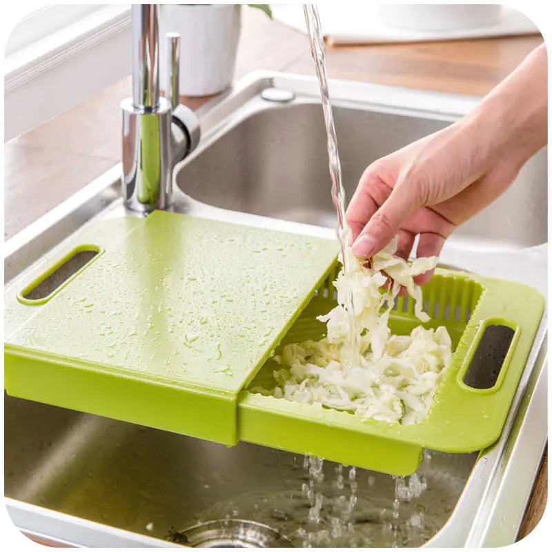 Plastic Cutting Board for Kitchen Use (638g)